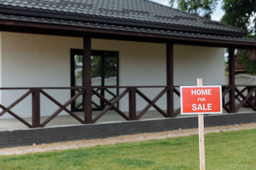 The September Slowdown: Why Smart Real Estate Investors Buy When Everyone Else Stops Looking