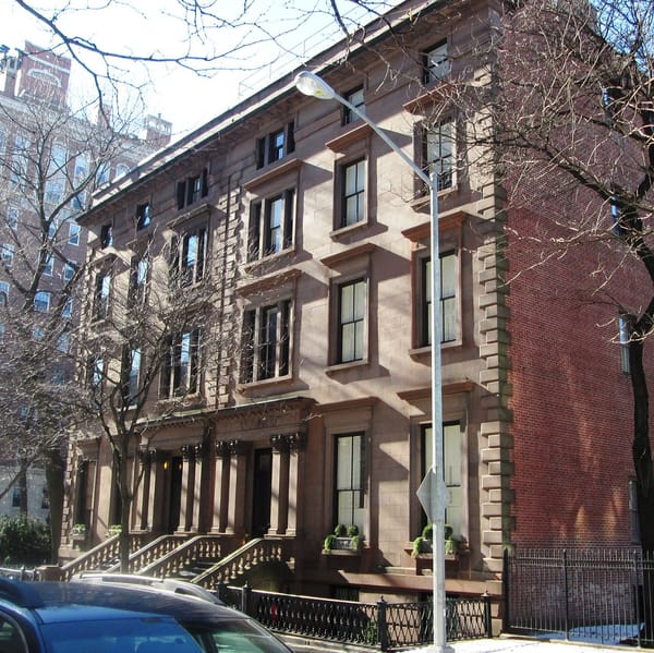 Brooklyn Townhouses Outperform Manhattan in Latest Data